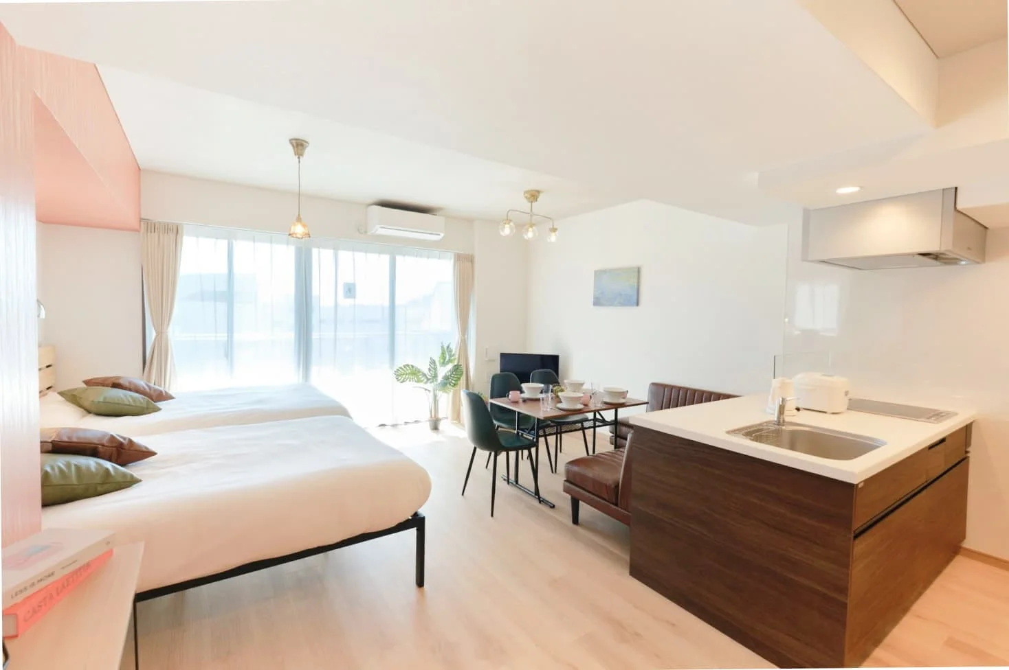 部屋の画像パララックス