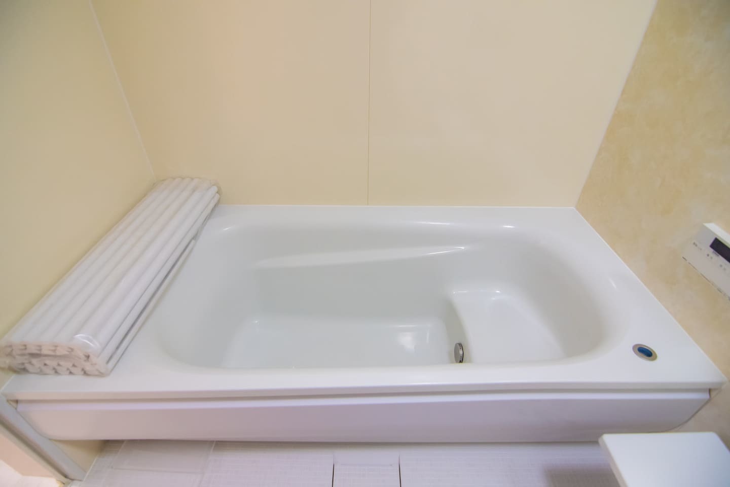 コンバーテル本羽田_バスタブ