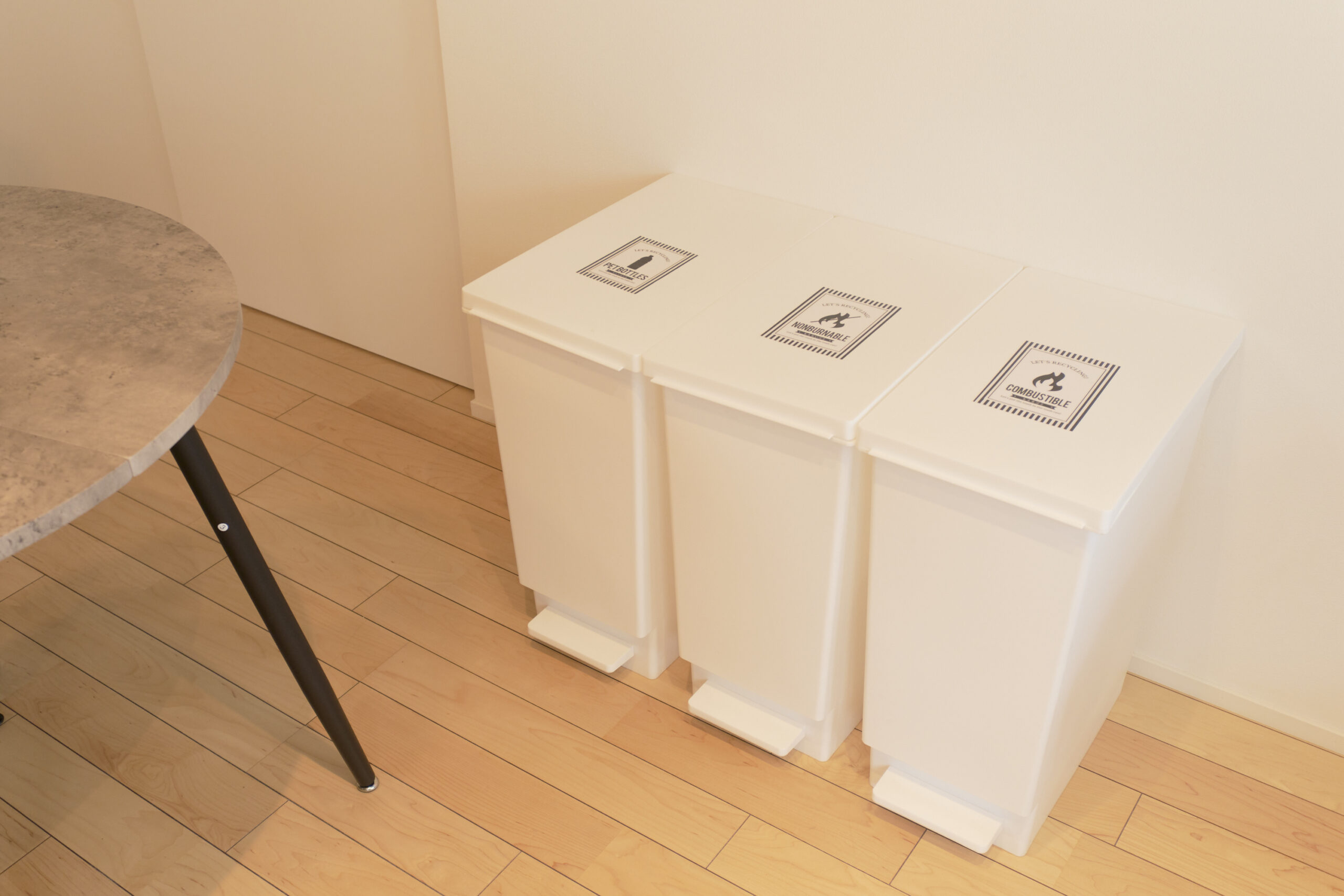 フロンティアコンフォート北池袋_ゴミ箱