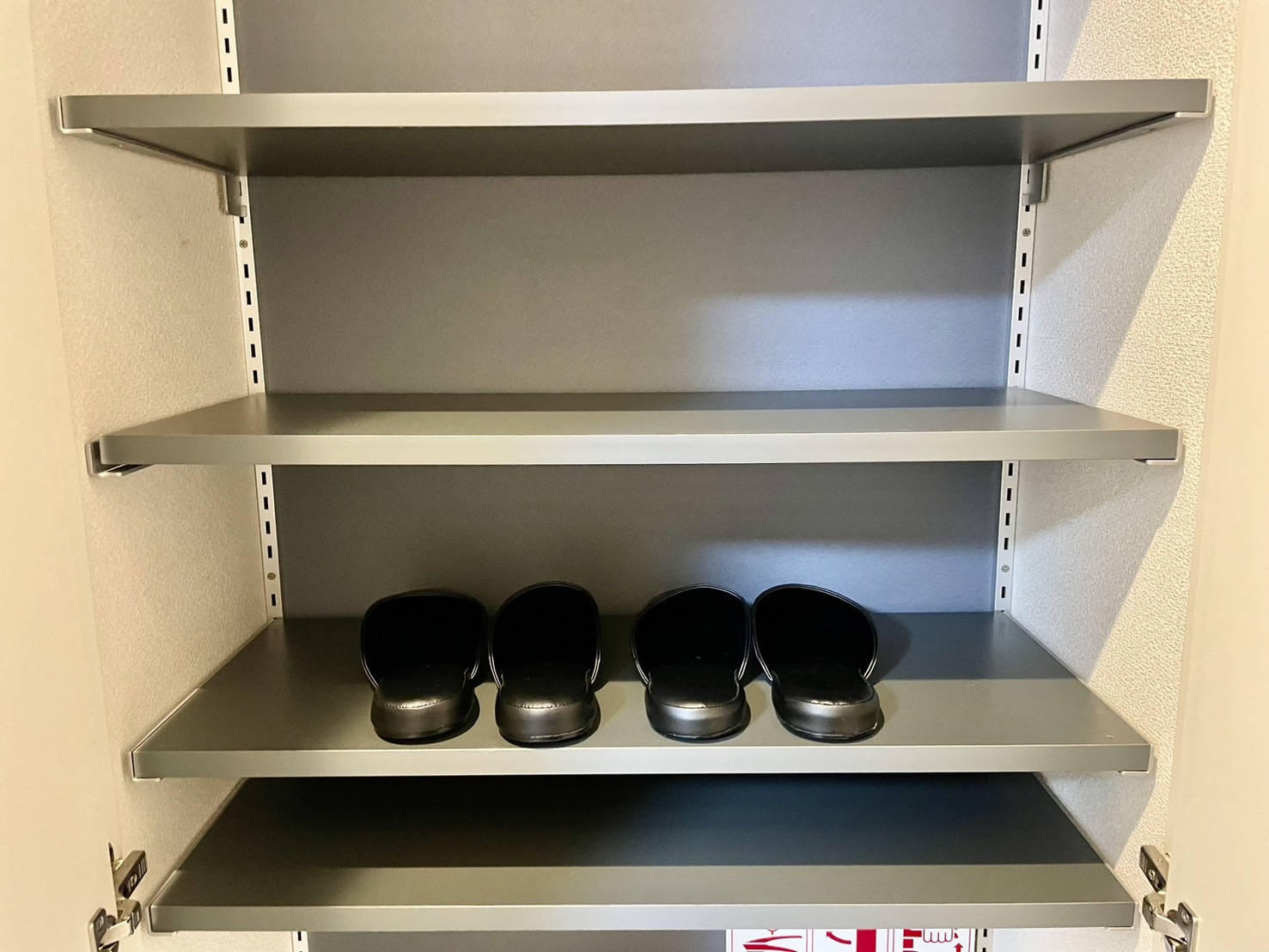 エブリネット新宿_シューズボックス