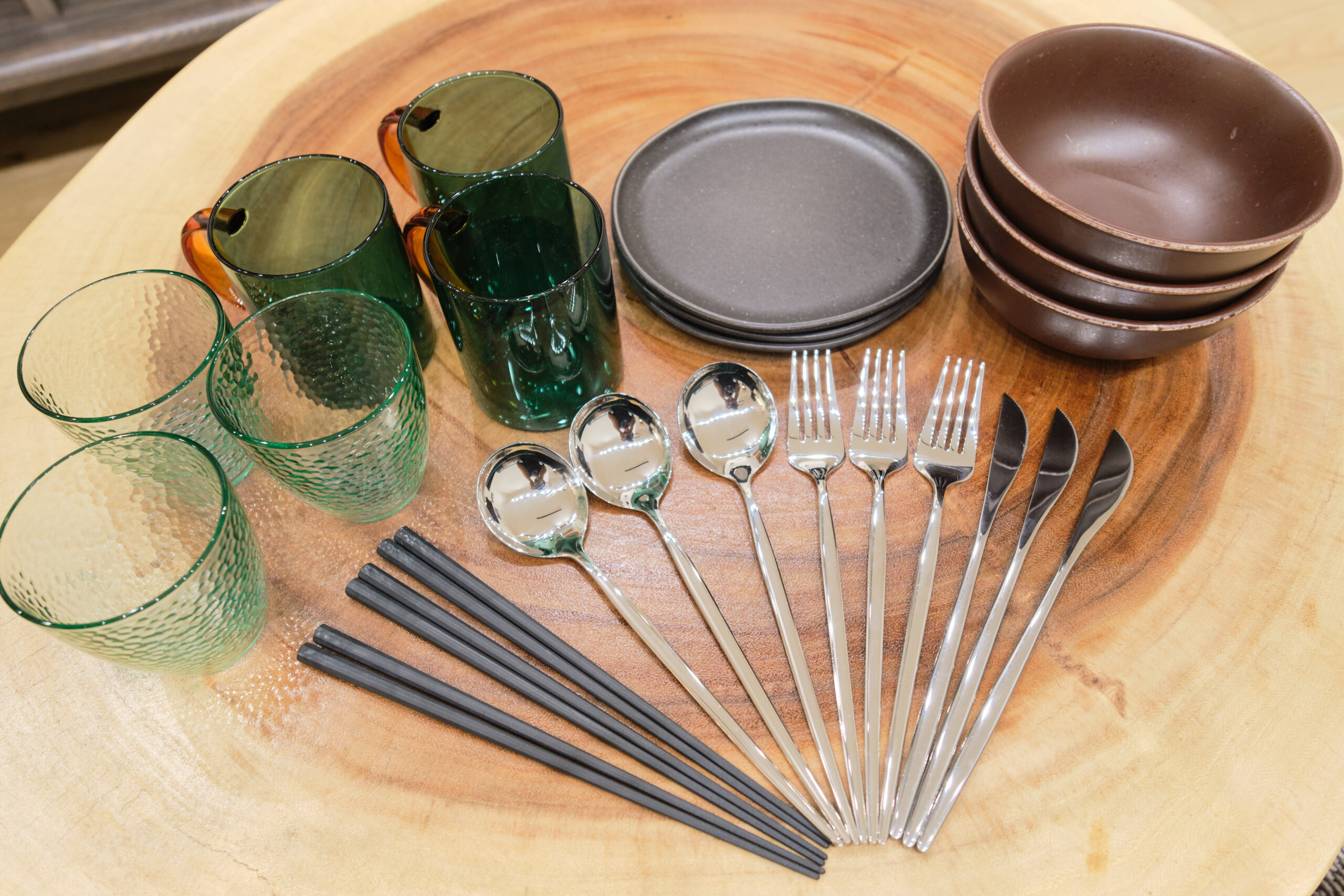 グランメゾン夏目坂＿食器