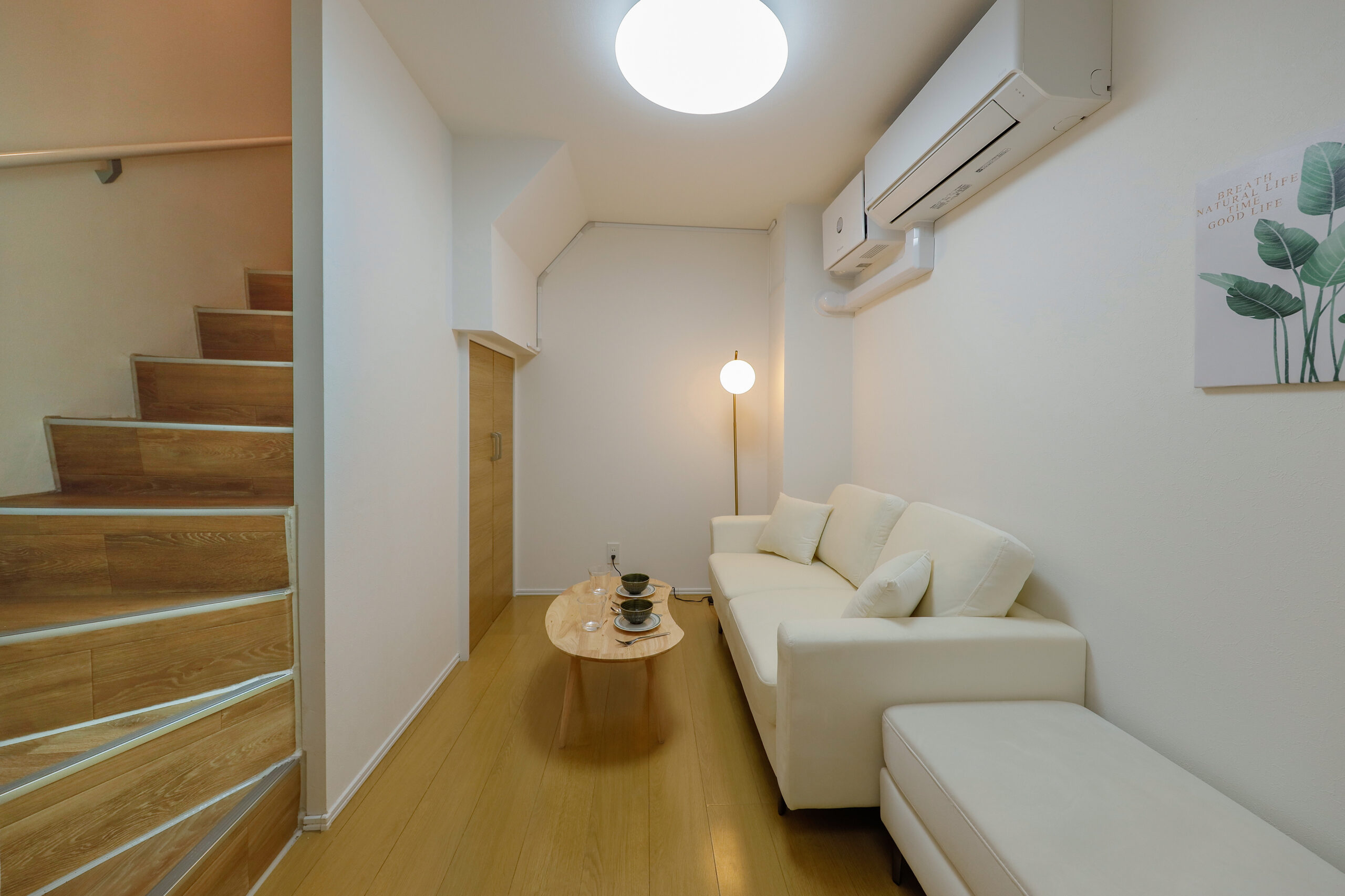 Oakville 根津_メインルーム