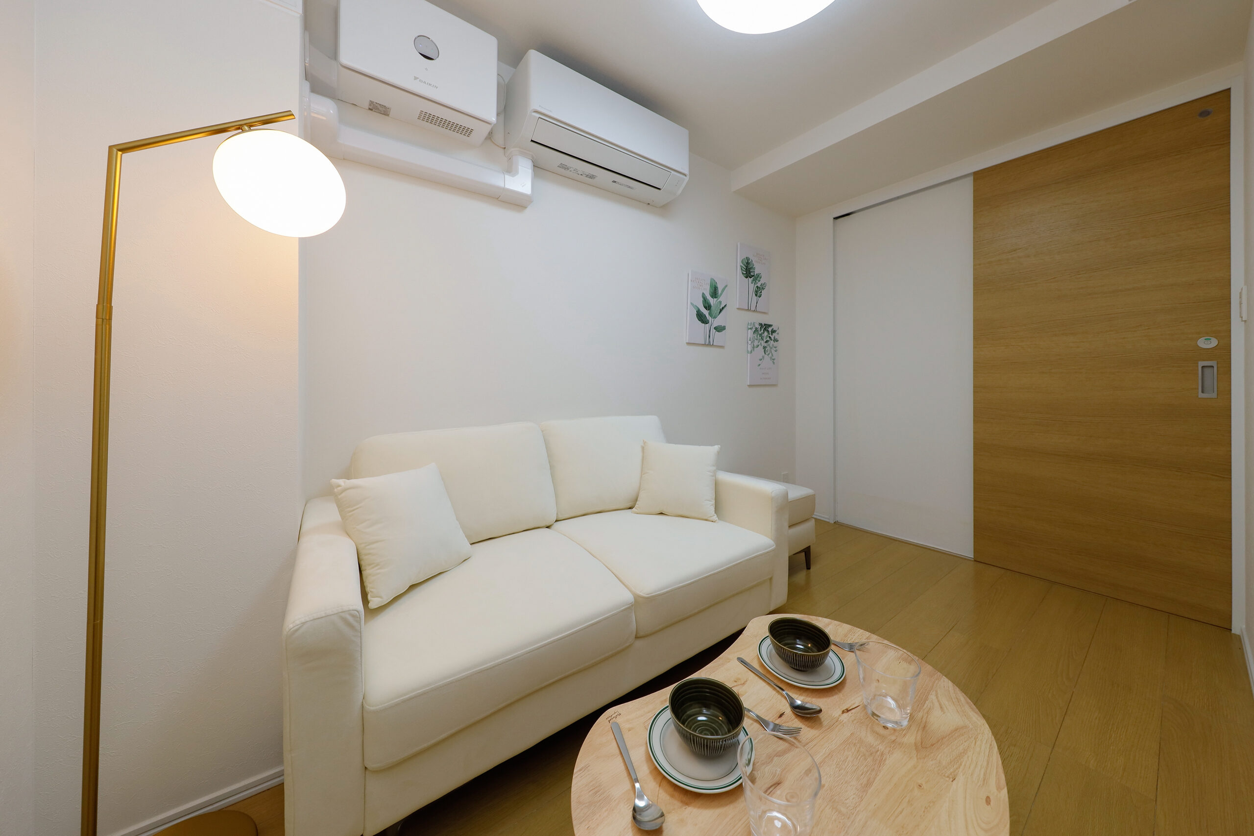 Oakville 根津_メインルーム