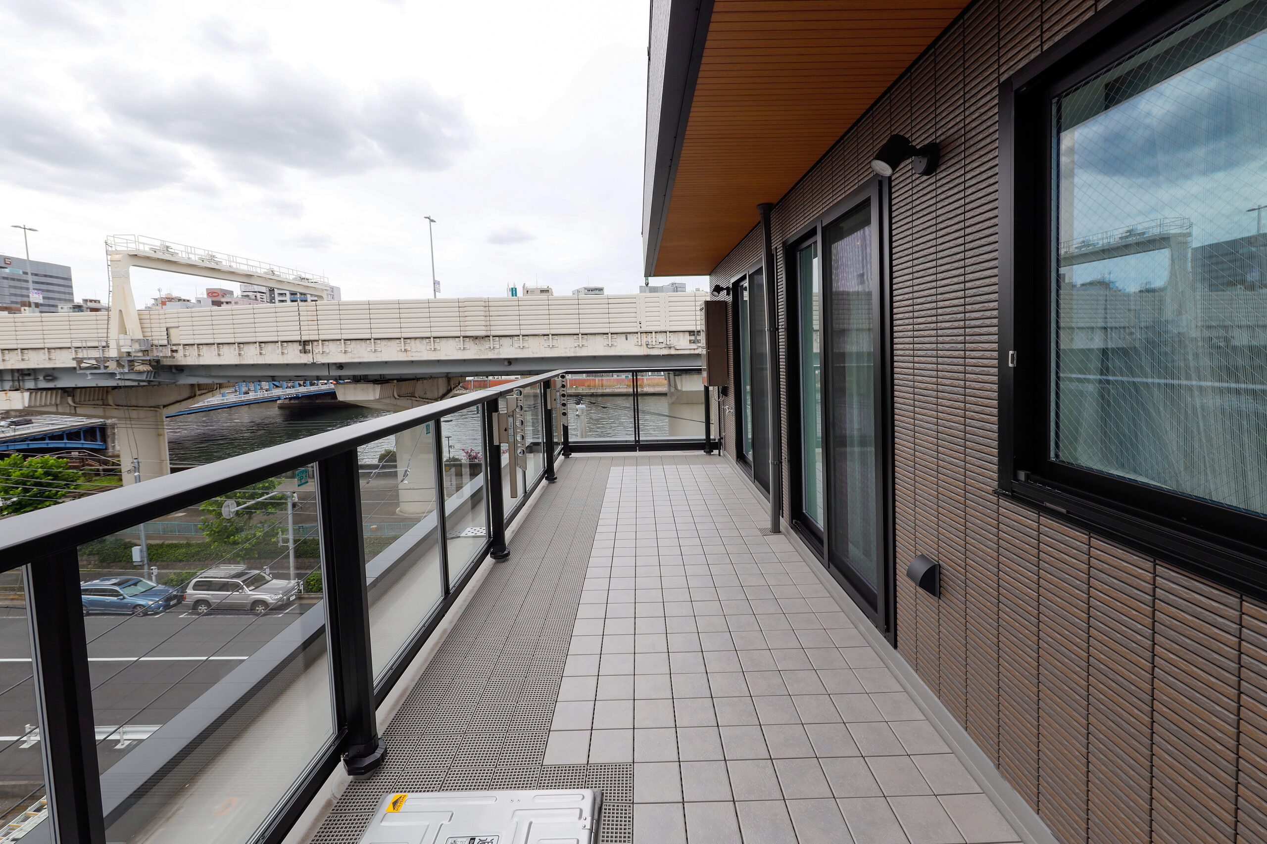 AI Grandir 吾妻橋_外観